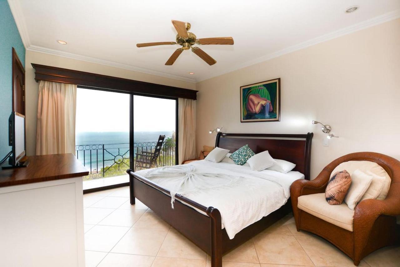 Exquisitely Decorated 5Th-Floor Aerie With Views Of Two Bays In Flamingo Villa Playa Flamingo Exterior photo